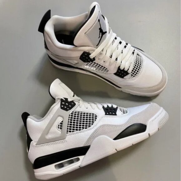 New Nike Air Jordan Men's Retro 4 Military Black White Gray AJ4 - Picture 1 of 4